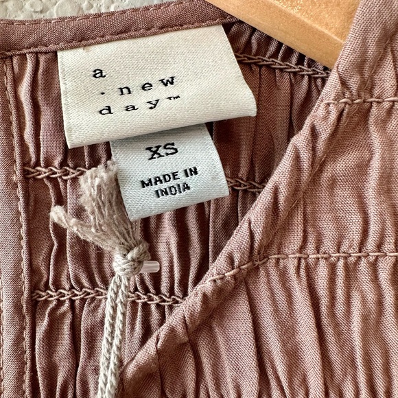 A New Day Long Sleeve Peplum Blouse Women’s Size XS - Picture 4 of 4